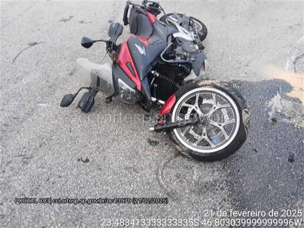 Moto Honda NC 750x rodoanel